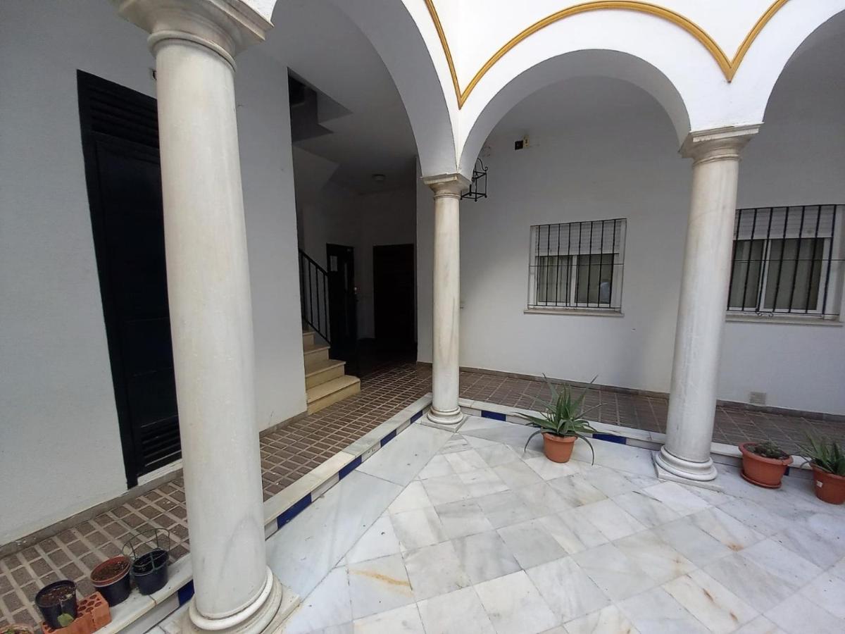 Wish Suite Plaza Nueva Севилья Экстерьер фото