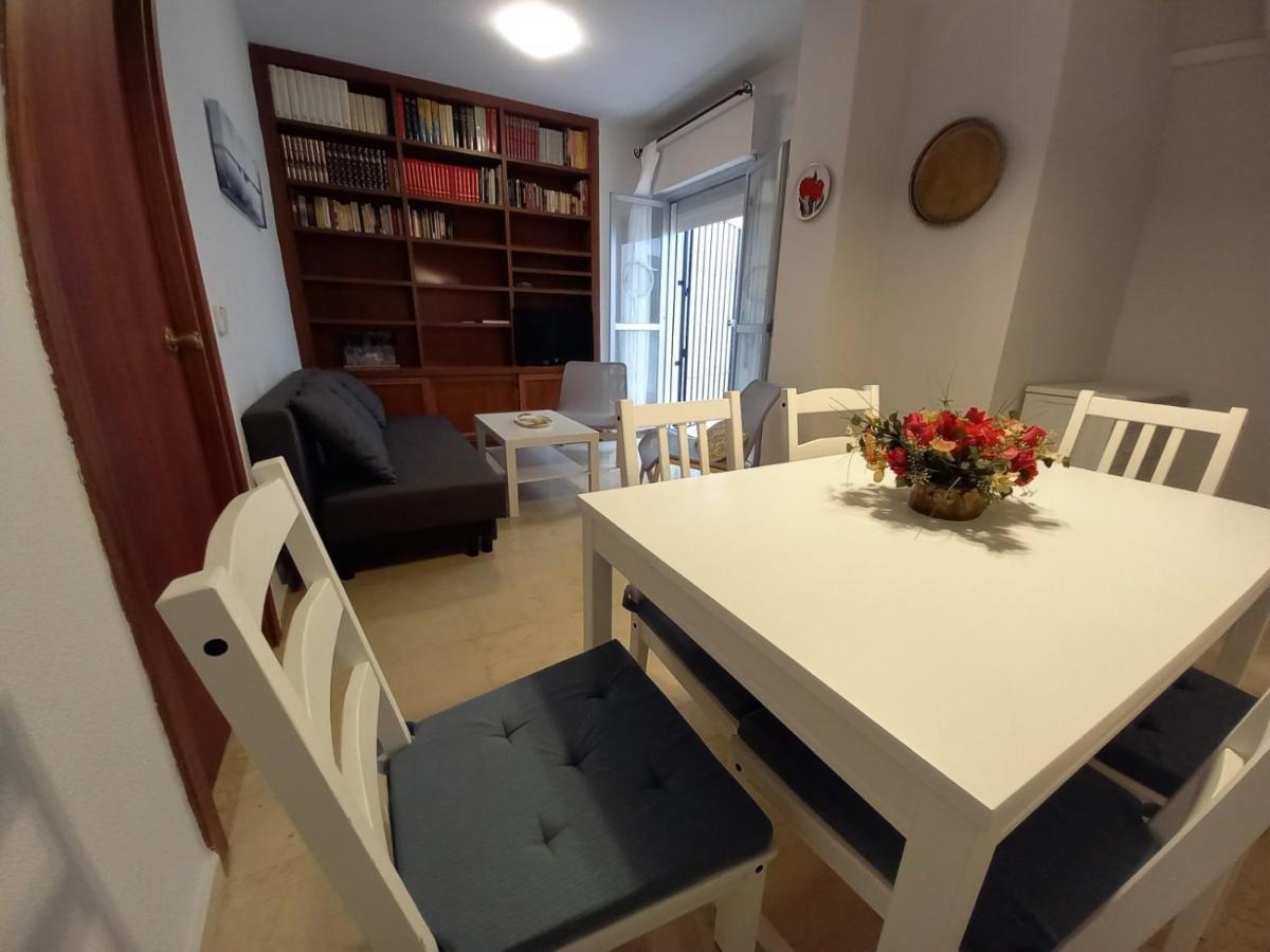 Wish Suite Plaza Nueva Севилья Экстерьер фото